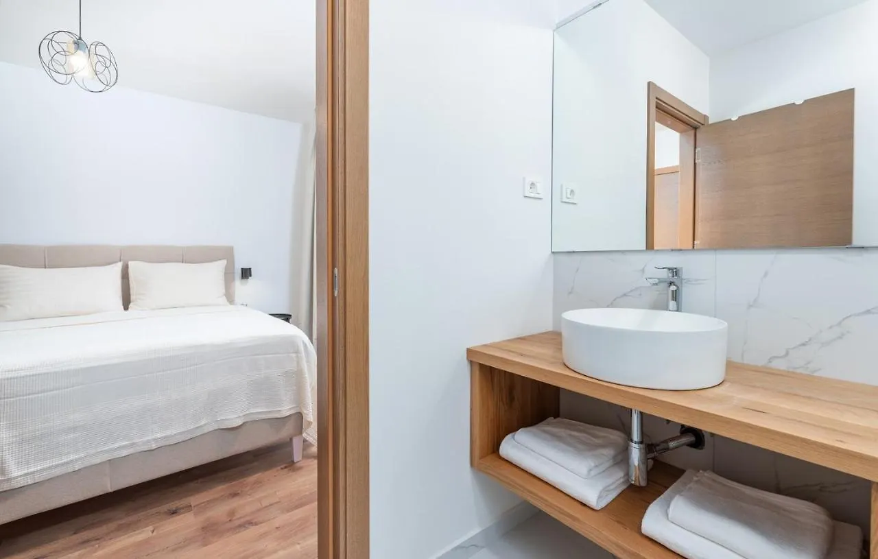 Villa Nia With Private Pool Umag
